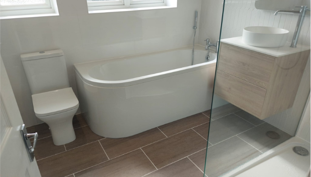 shower cubicle vs bath