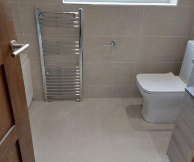 types of bathroom floor tiles