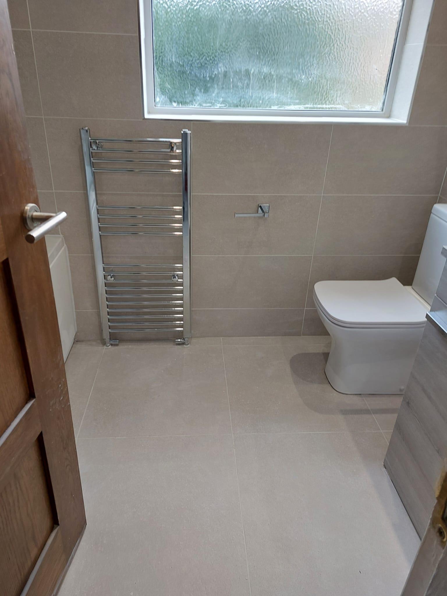 types of bathroom floor tiles
